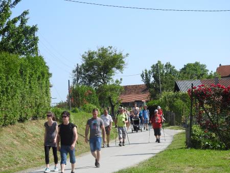 12. pohod Pomlad v prleških goricah Dan odprtih kleti in veselih ljudi, 28.5.2016 102